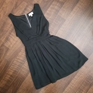 Emerald Sundae Sleeveless Black Dress - Size 3